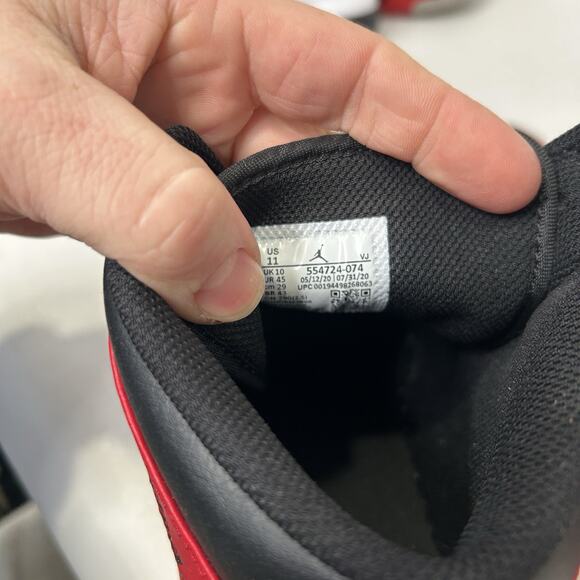 Nike Air Jordan 1 Mid Retro “Banned/Black Red White”